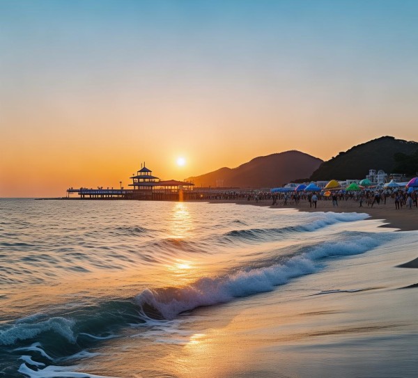 东港海滨浴场在哪里？